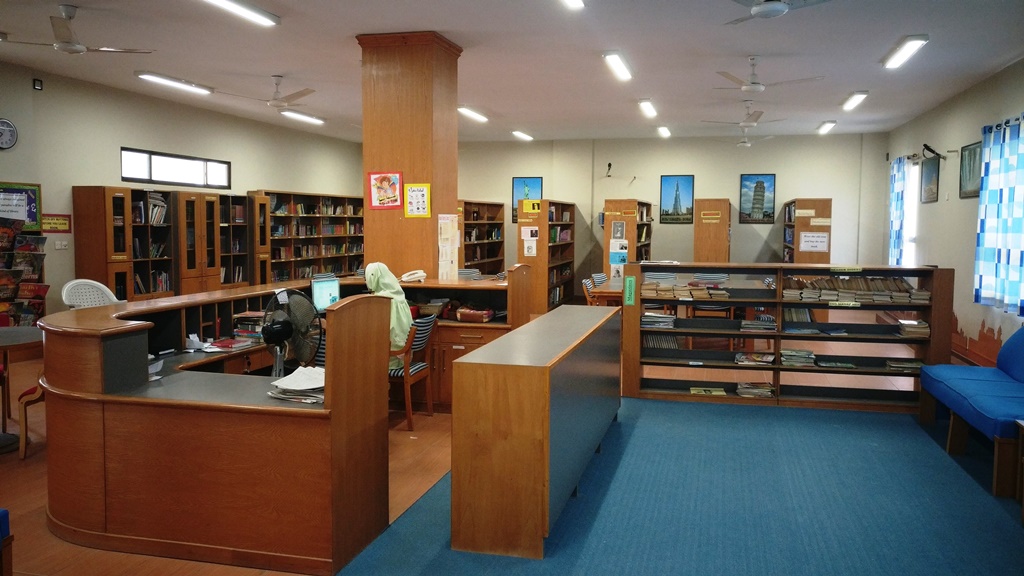 Library (6)